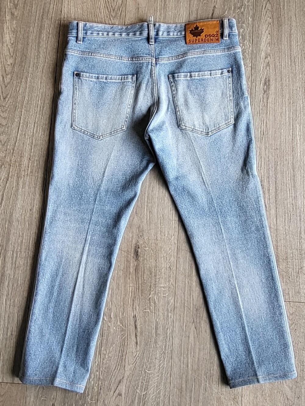 DSQUARED2 Selvedge Skater Jeans US 36 Lt Blue Stretch Denim Calf Leather Patch